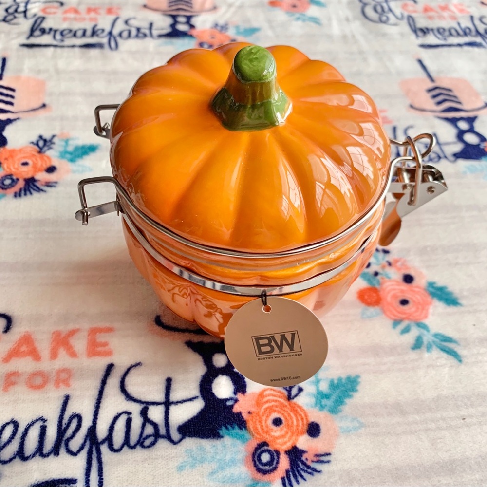 LAST 1! 🎃 Orange Pumpkin Kitchen Canister 🎃 - Picture 4 of 10